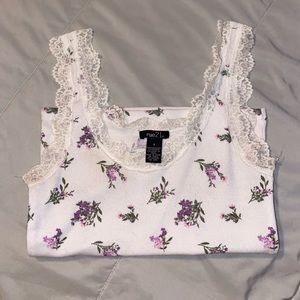 Rue 21 Floral Lace Cami Crop Top💐